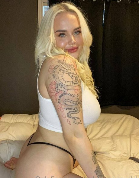 ashleygoeswild naked only fans