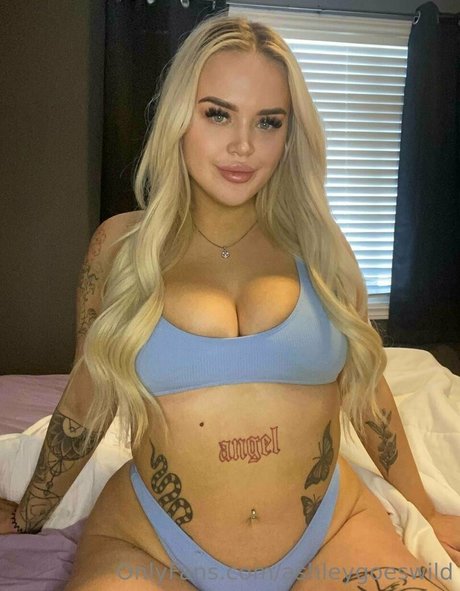 ashleygoeswild Profile pic