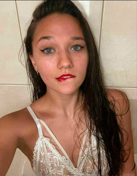 sexandthebeach18 onlyfans leak