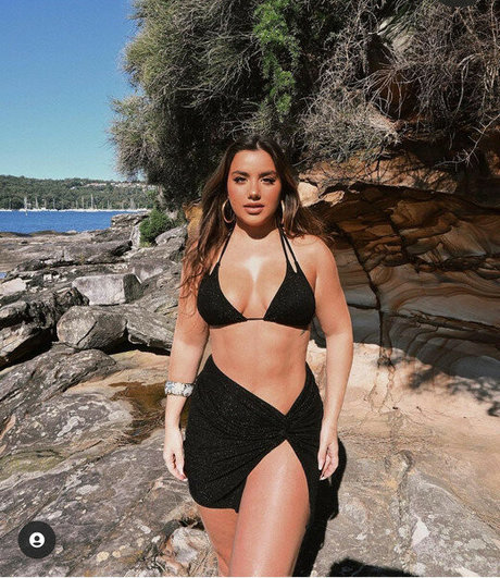 Frenchfever onlyfans model photos