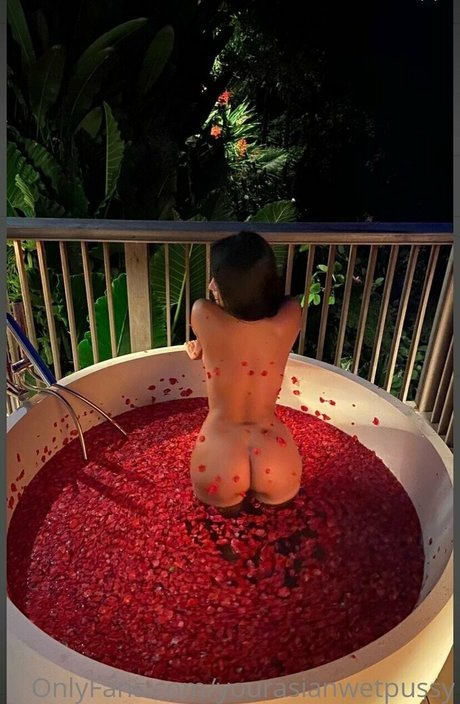 yourasianwetpussy Profile pic