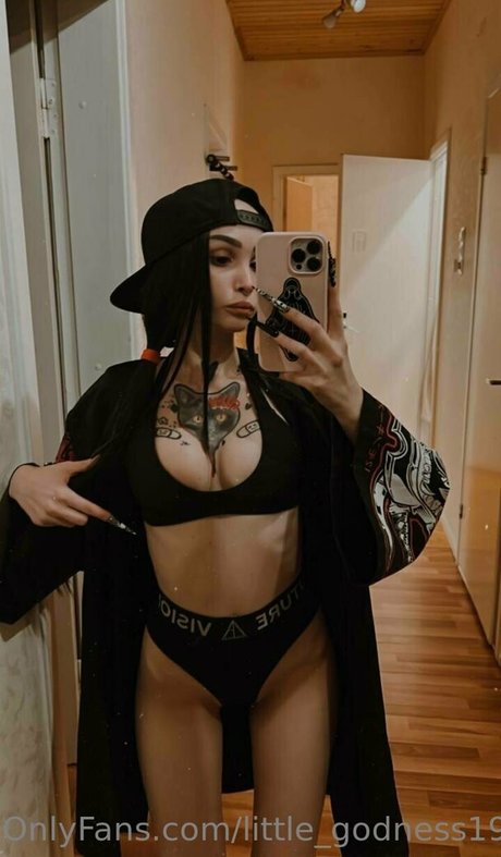 ashly696969 onlyfans leak ass