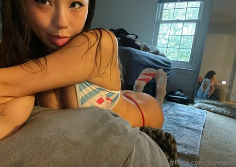 skyewrld onlyfans creator