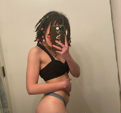 sweet angel ems onlyfans leaked dirtyship