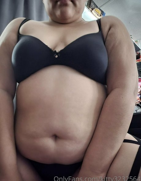 kitty3232564 onlyfans nude content
