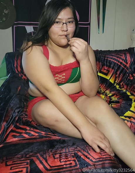 kitty3232564 onlyfans nude leaks