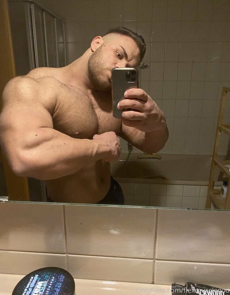 flexmusclegod onlyfans leaks.
