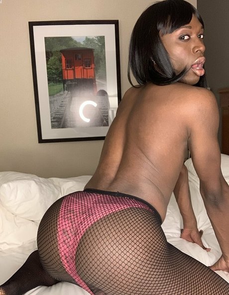 Itsvaleriemay onlyfans naked porn