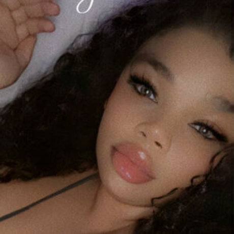 Itscarlenalee onlyfans model images