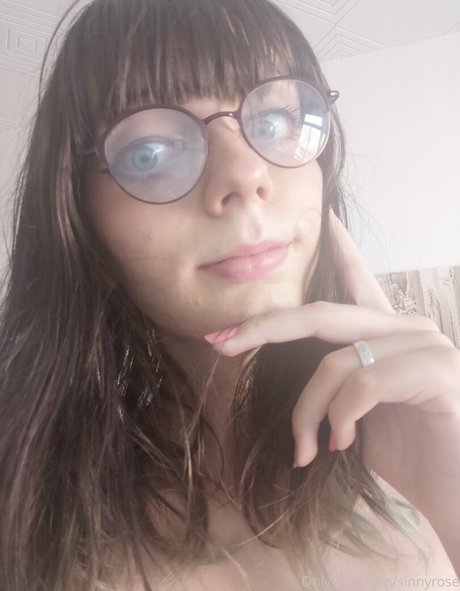 Sin Rose onlyfans tits