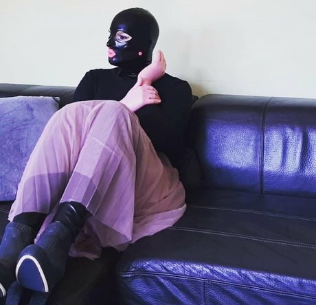 heavyrubberette free onlyfans leaks nude