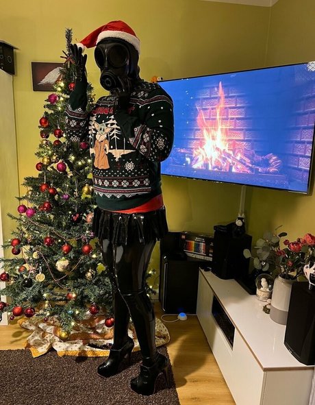 heavyrubberette free onlyfans xx