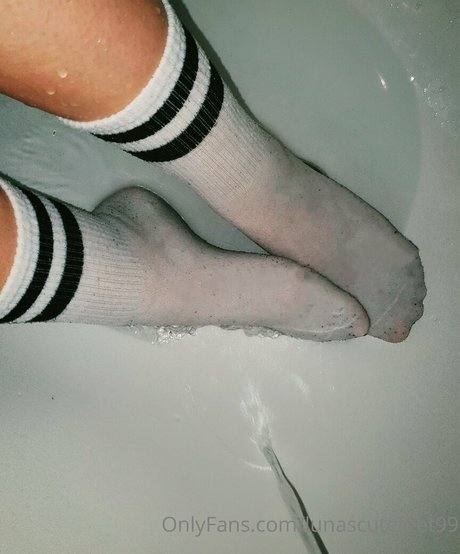 lunascutefeet99 leaks only fans
