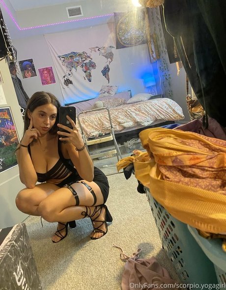 scorpioyogagirl onlyfans free