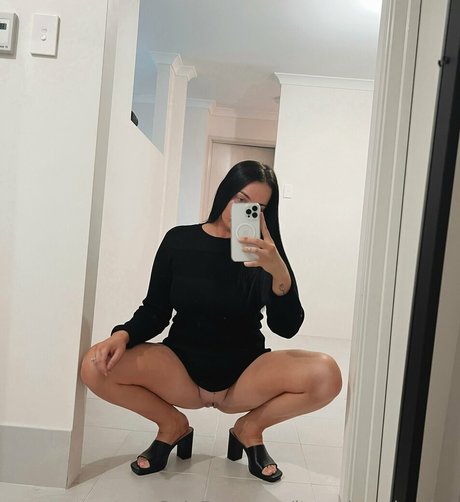 itssashavalentine onlyfans leakd