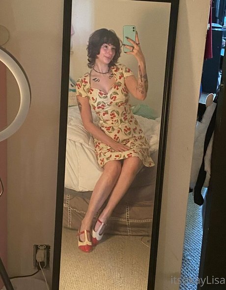 lisasayshello onlyfans nudes leak