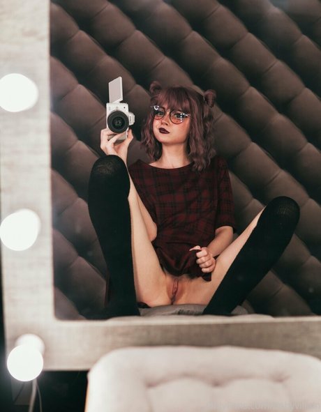 ave ria onlyfans naked