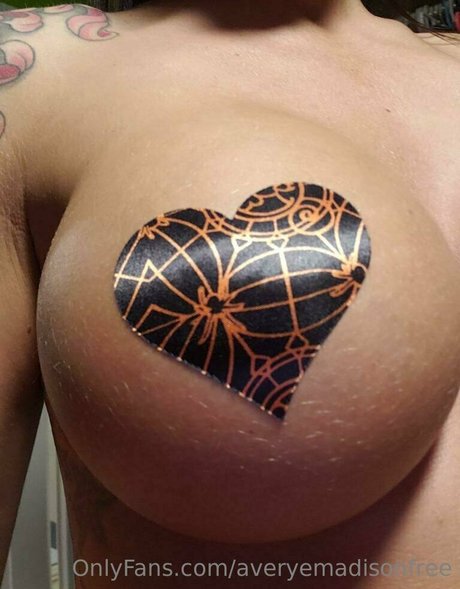 averyemadisonfree leaked onlyfans sex tape