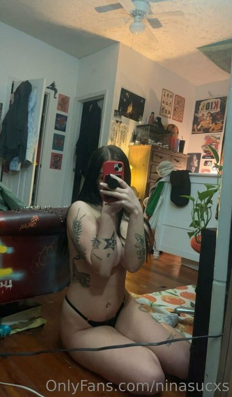 ninasucxs onlyfans content type