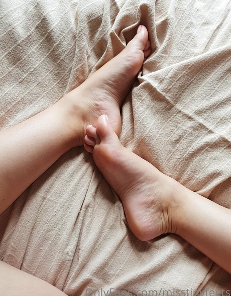 misstinyfeets onlyfans xxx