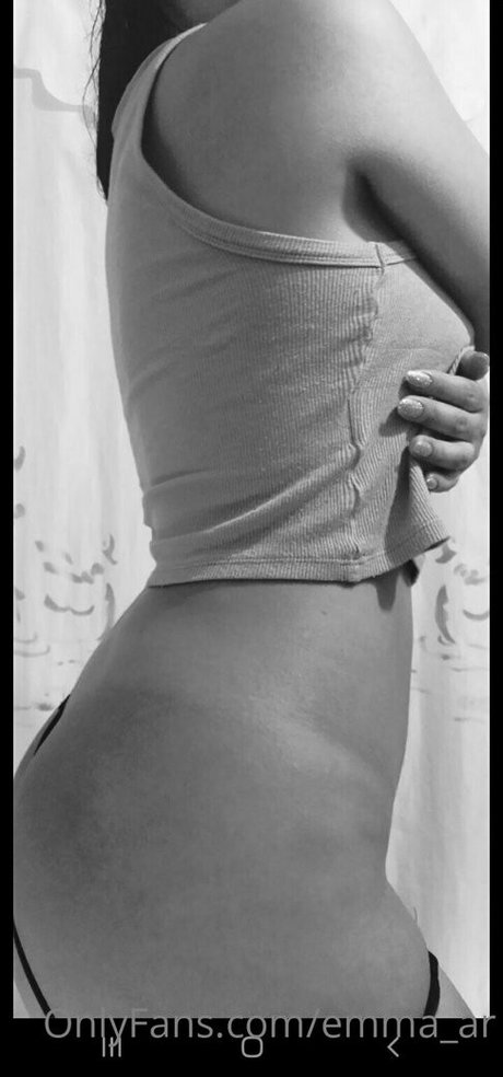 emma ar onlyfans leak ass
