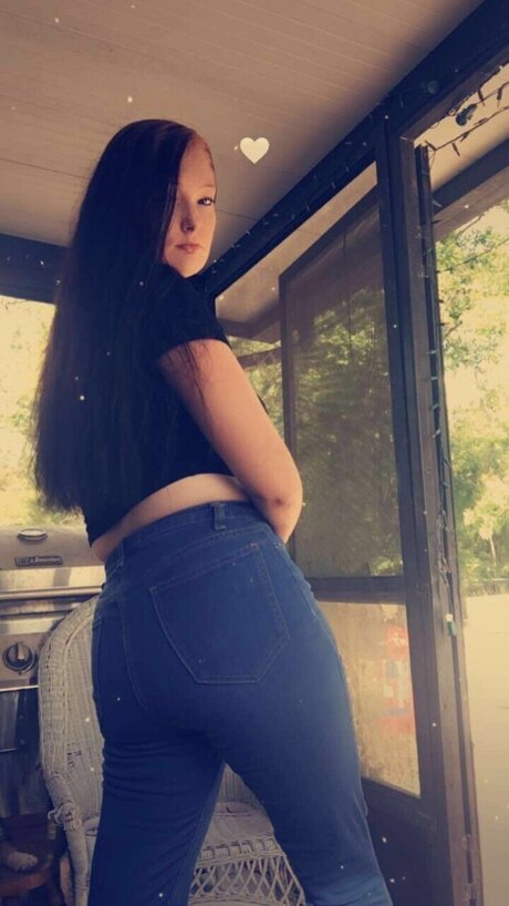 Lisa Creeach onlyfans strip