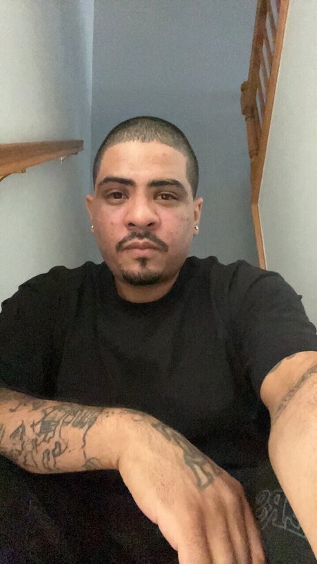 PnutLoks strip onlyfans