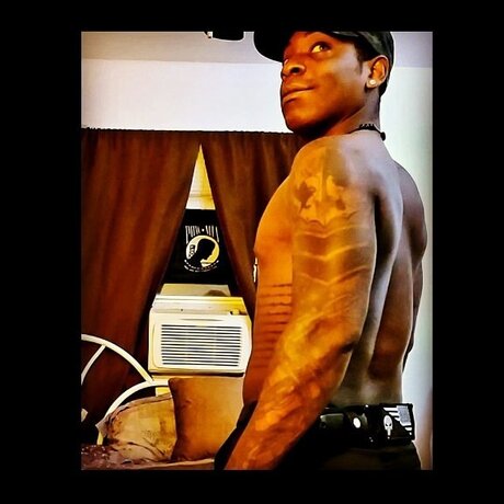 Levius T Layne onlyfans nude leak