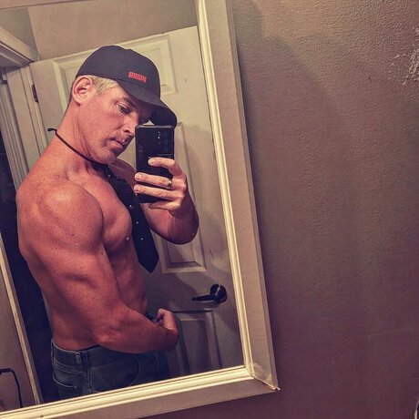 50 Shades onlyfans nudes