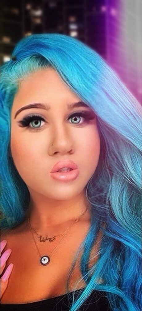 Jhen Balenciaga nude onlyfans leak