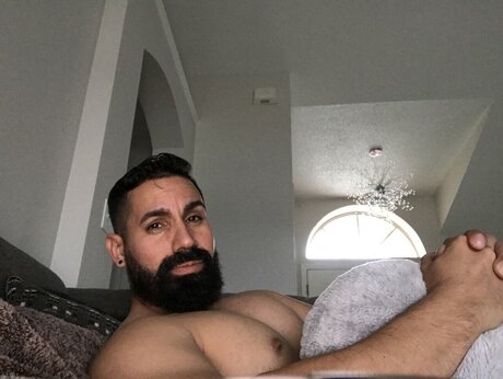 Apolo1981 is on onlyfans