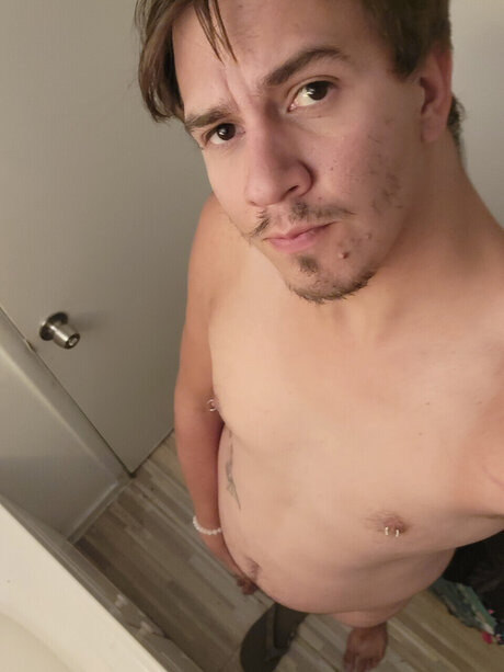 Lucky96 nude onlyfans