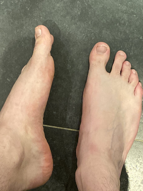 SizeFourteenFoot onlyfans hot