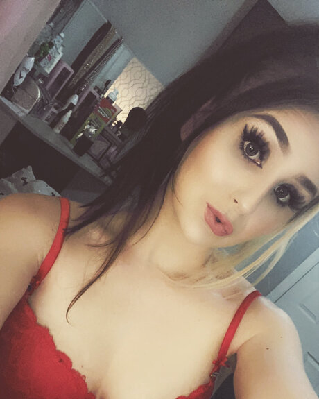 u9467398 naked on onlyfans