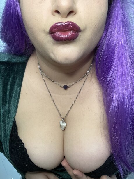 Naomi Lavender onlyfans