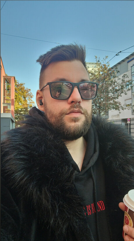 ChristheBunny onlyfans strip