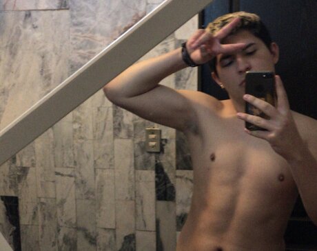 Kyojin naked onlyfans