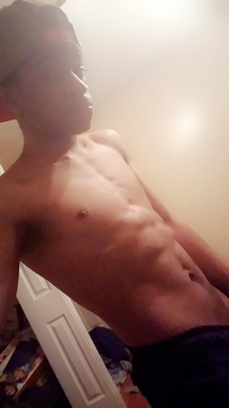 OBEY Smith onlyfans model photos