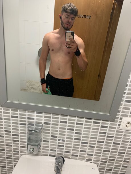 Loreentx_ onlyfans nude content