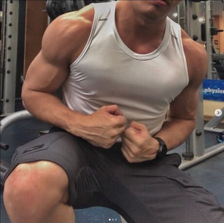 Arban Spuzy onlyfans pic