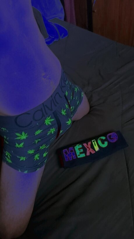 tonatiuh romero onlyfans nude