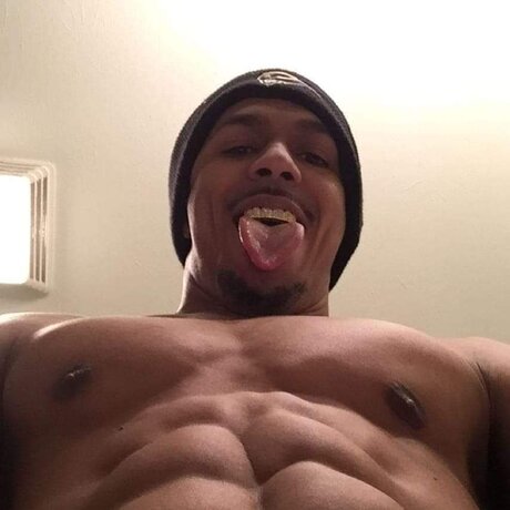 Beezy Da Goat nsfw onlyfans