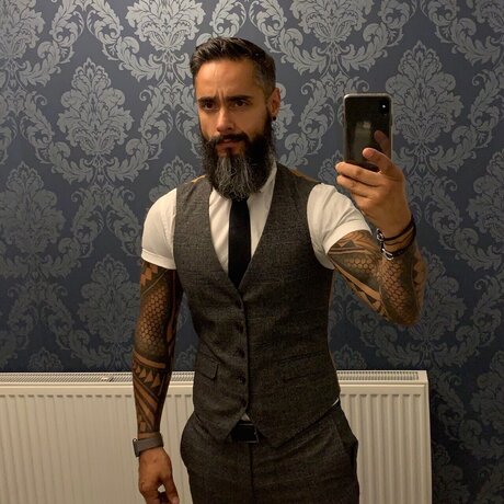 VaderSixtyNine pics onlyfans