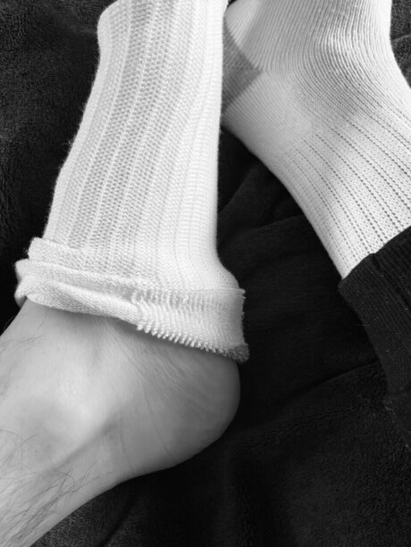 Twinks feet_ only fans content