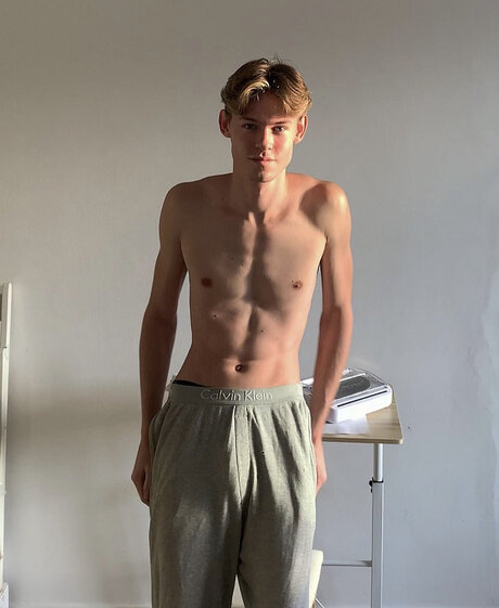 BurdettBoy onlyfans joi