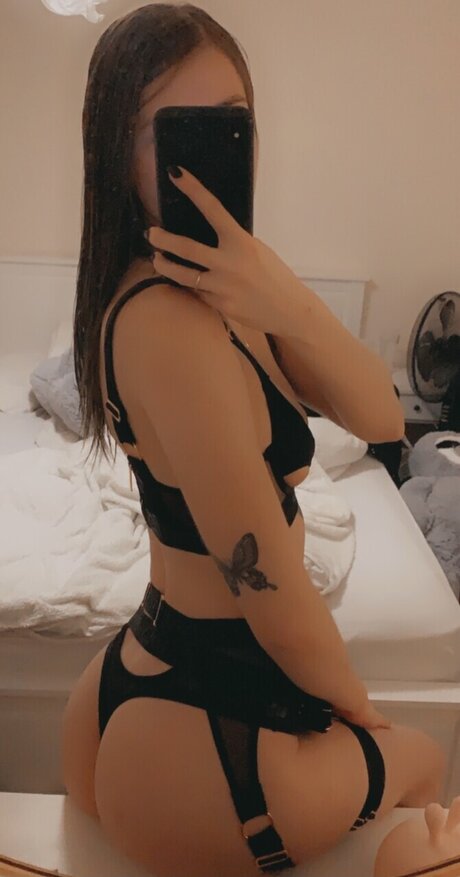 Flutterbyxoxo leaked onlyfans pictures