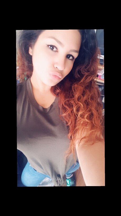 Lyanna nude on onlyfans