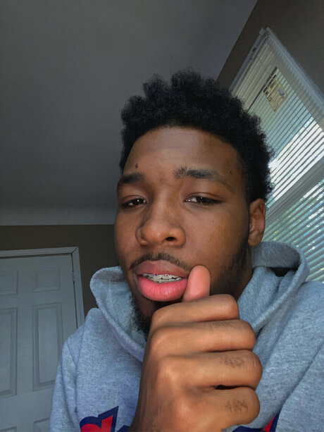 luhkudah2x naked onlyfans pics