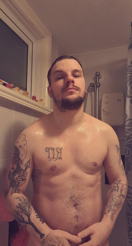 AJ Carr naked leaked onlyfans