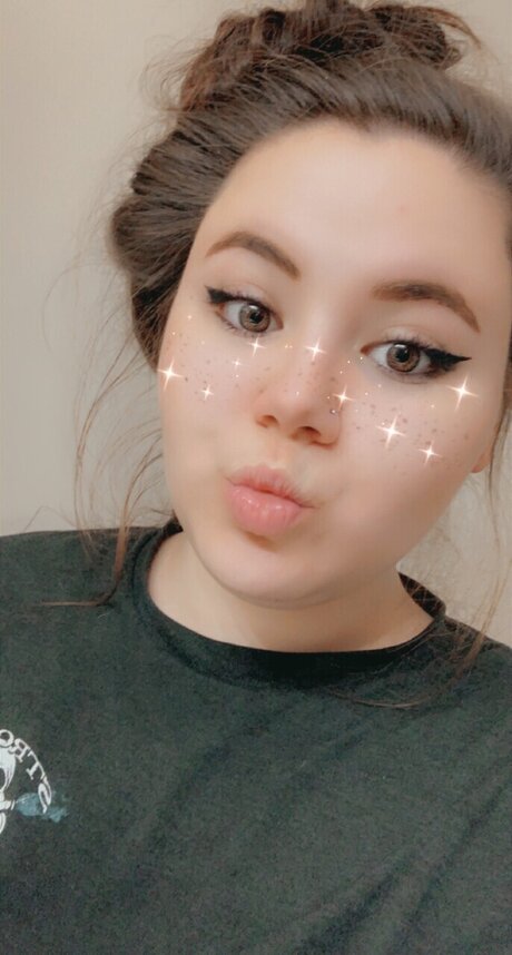 Raighlynn naked onlyfans leak